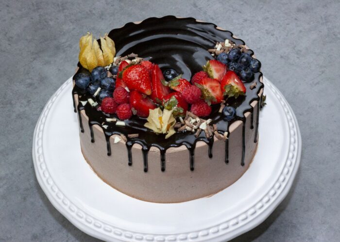 tort duo mousse scaled - Bucate pe Roate