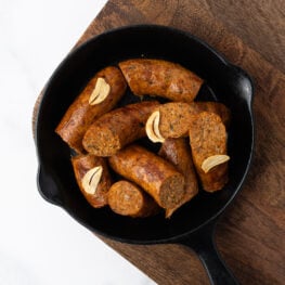 Tava cu carnati de casa (1) Tavă cu cârnați de casă 0.6 Kg - Crăciun