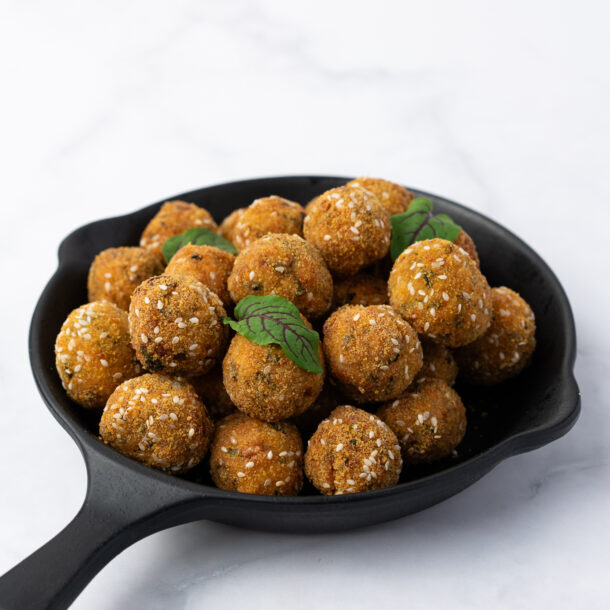 Chifteluțe de pui cu susan 0.6 kg - Paște 2025