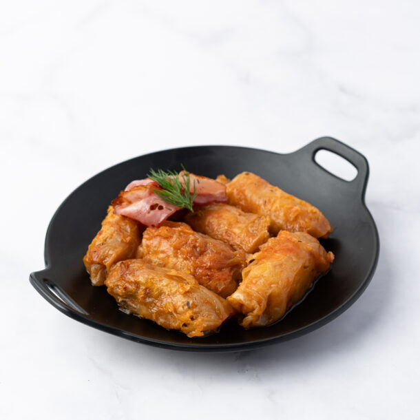 Tavă cu sărmăluțe de porc tradiționale 1.2 Kg - Crăciun