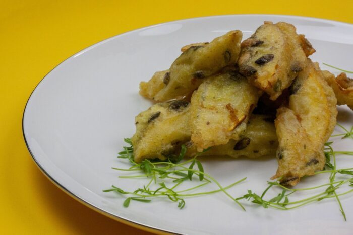 zucchini tras la tigaie 1 scaled - Bucate pe Roate