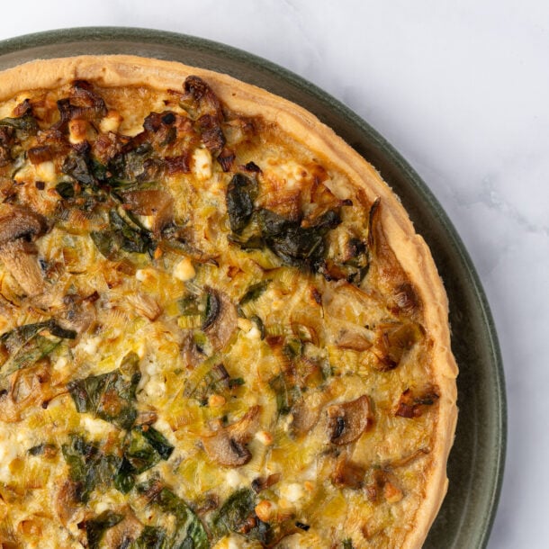 Quiche cu somon, brânză de capră și spanac 1.1 Kg - Revelion