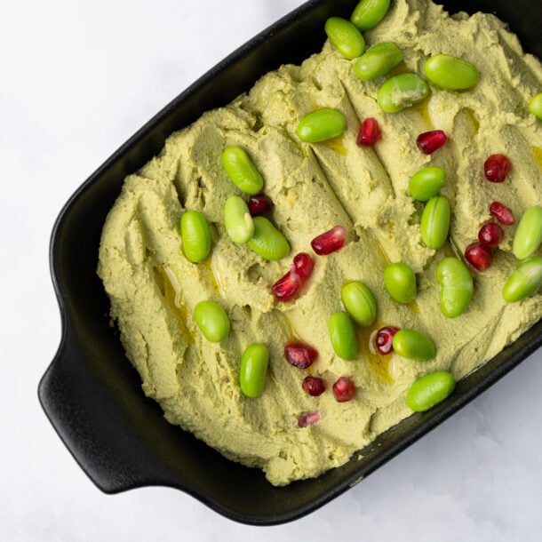 Tavă cu hummus cu busuioc 0.5 kg - Revelion