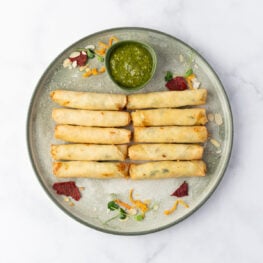 Turkish rolls (2) Platou Turkish Rolls - Revelion