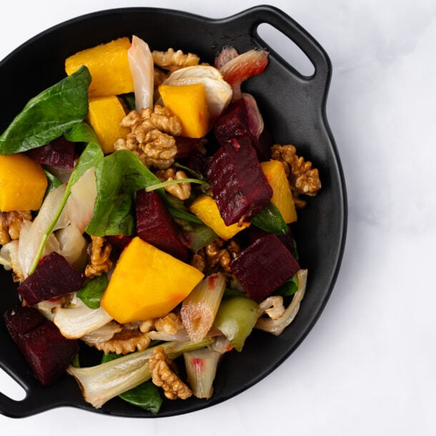 Tavă cu mix colorat cu legume de sezon 0.6 kg - Crăciun