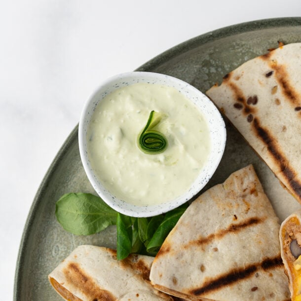 Quesadilla cu carne de porc și legume trase la tigaie - Revelion