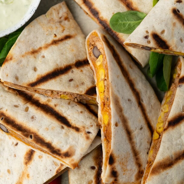 Quesadilla cu carne de porc și legume trase la tigaie - Revelion