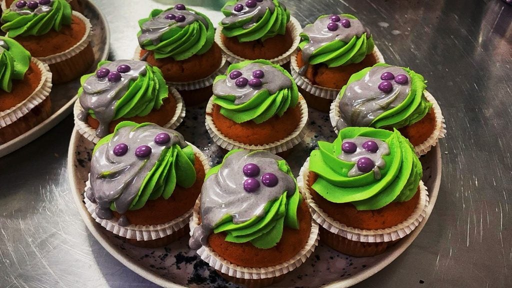 cupcakes 1 - Bucate pe Roate